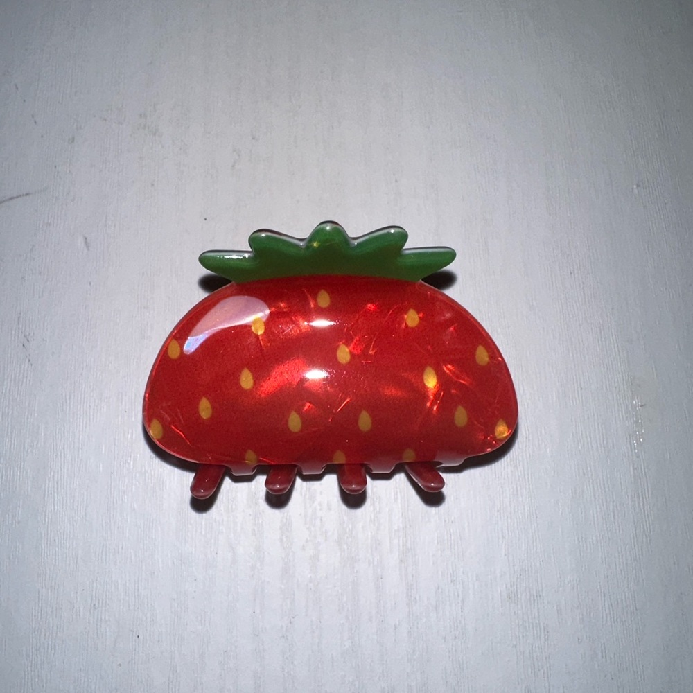 Strawberry hair claw clip. Never worn